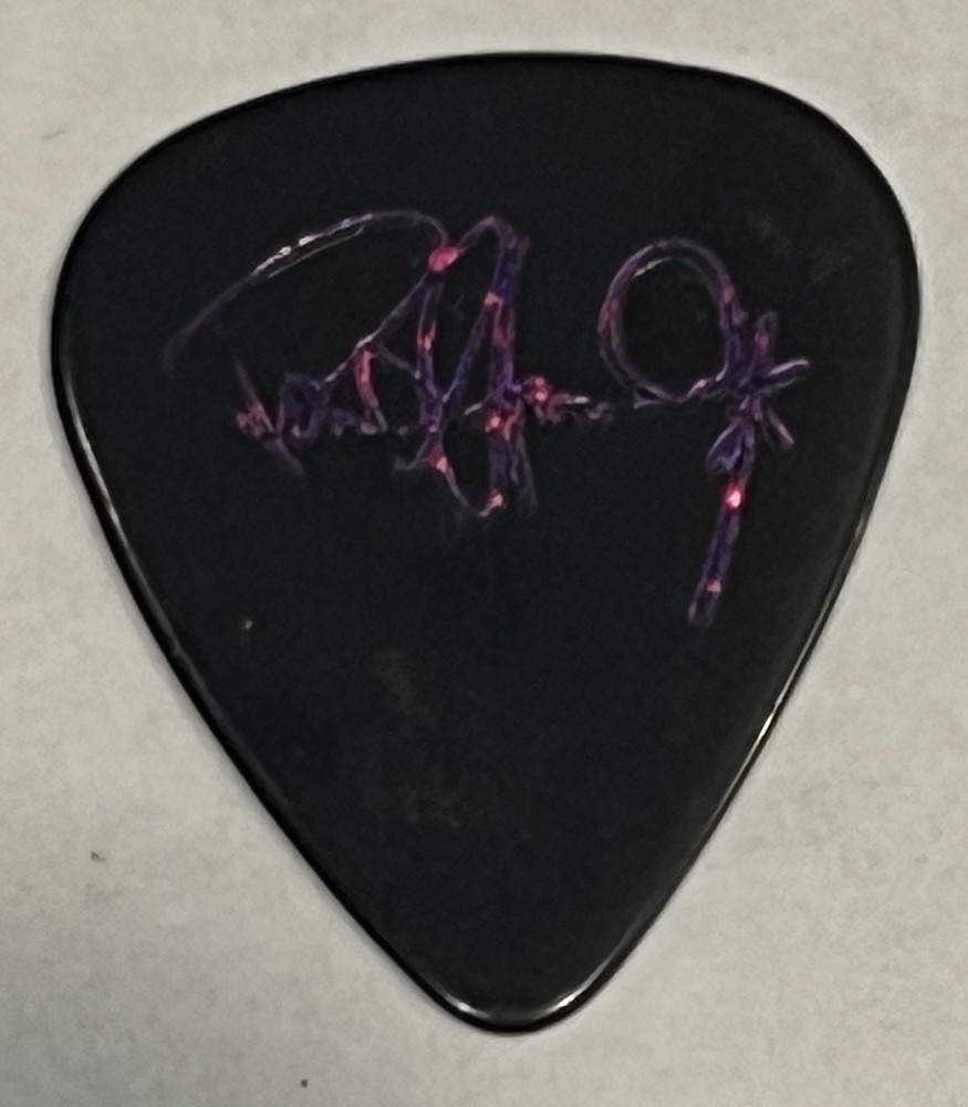 Kiss Paul Stanley Alive Worldwide Guitar Pick/Phone Card/Backstage Pass Combo