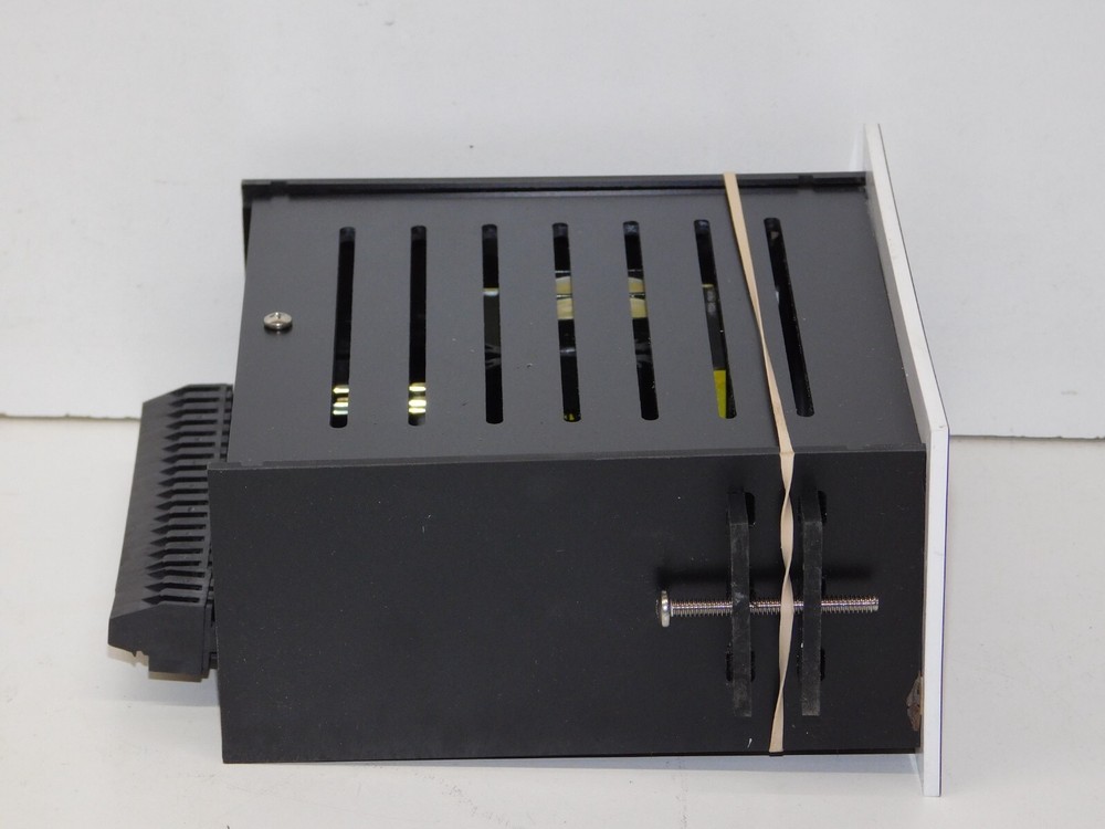 New Phares Electronics PE-5 Digital Panel Mount Process Tachometer Module Unit