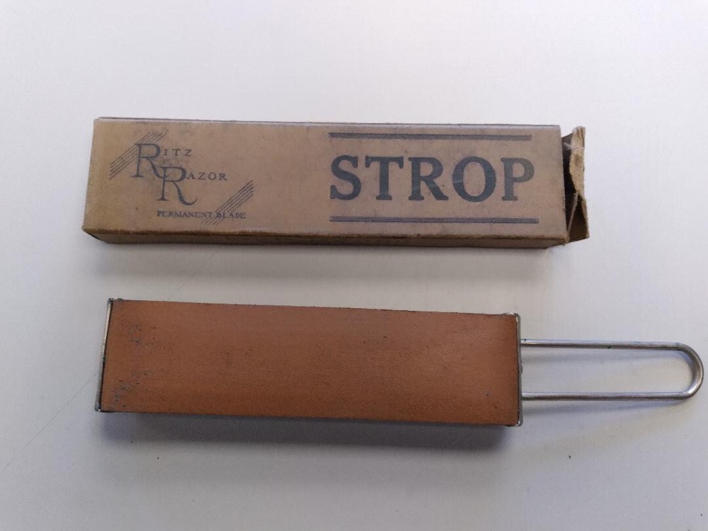 Vintage Ritz Razor Strop
