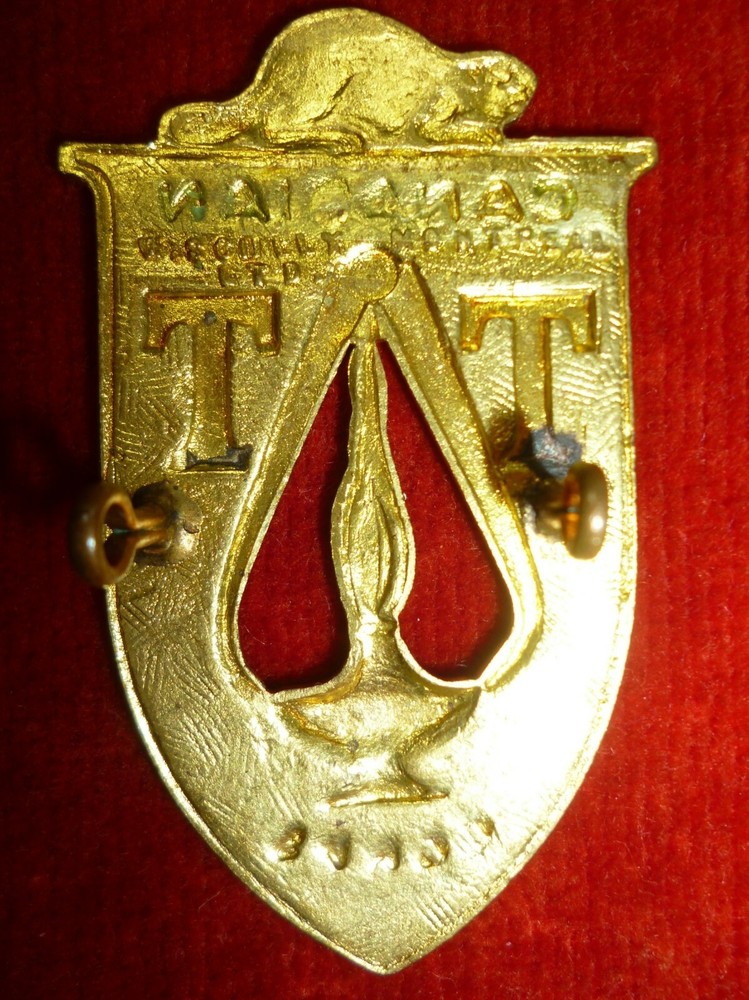 Canadian Technical Training Corps Cap Badge S26, 1943 issue, Scully Maker