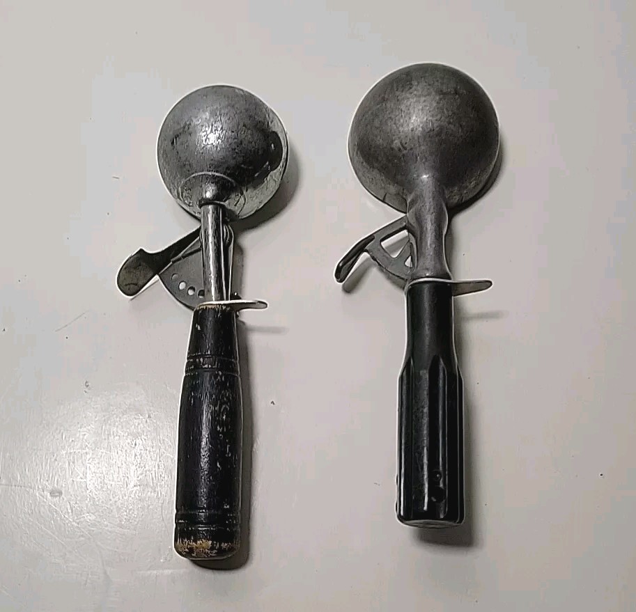 2 Vintage Ice Cream Scoops
