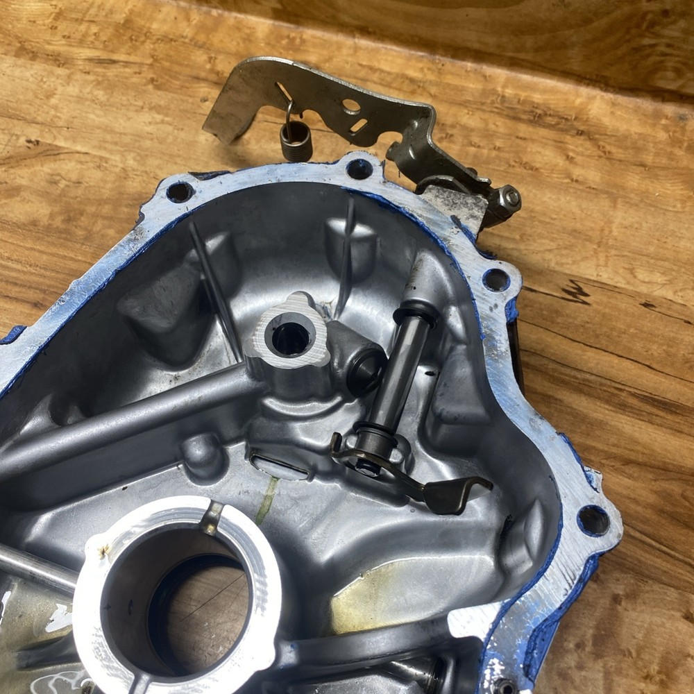 Briggs & Stratton 44U877 Engine Side Cover