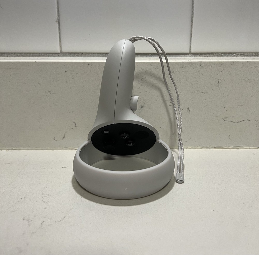 Genuine Original Meta Oculus Quest 2 VR RIGHT Touch Controller Only - Tested