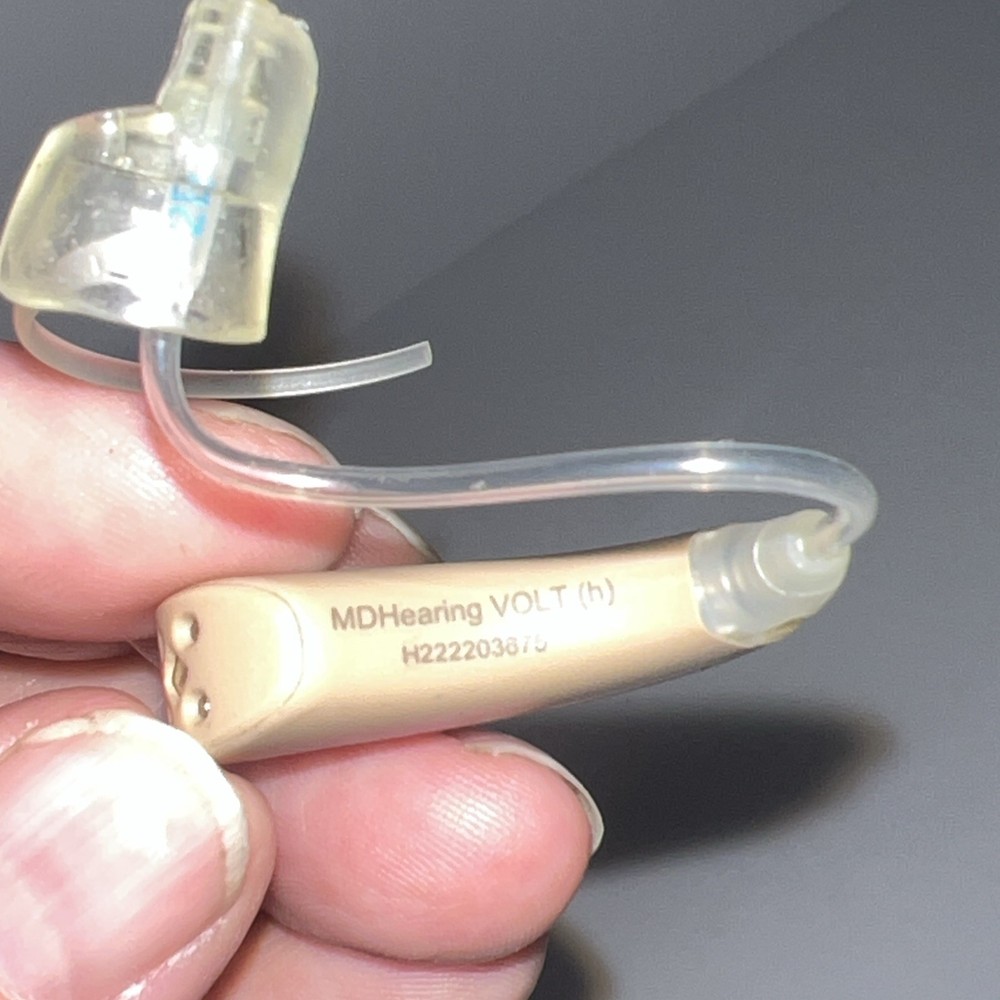 MD VOLT+ Series H Digital Hearing Aid 2‐Piece Set + Charging Case USB Cable