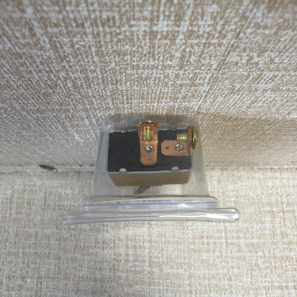 NAPA 786100 Chrome Toggle Switch