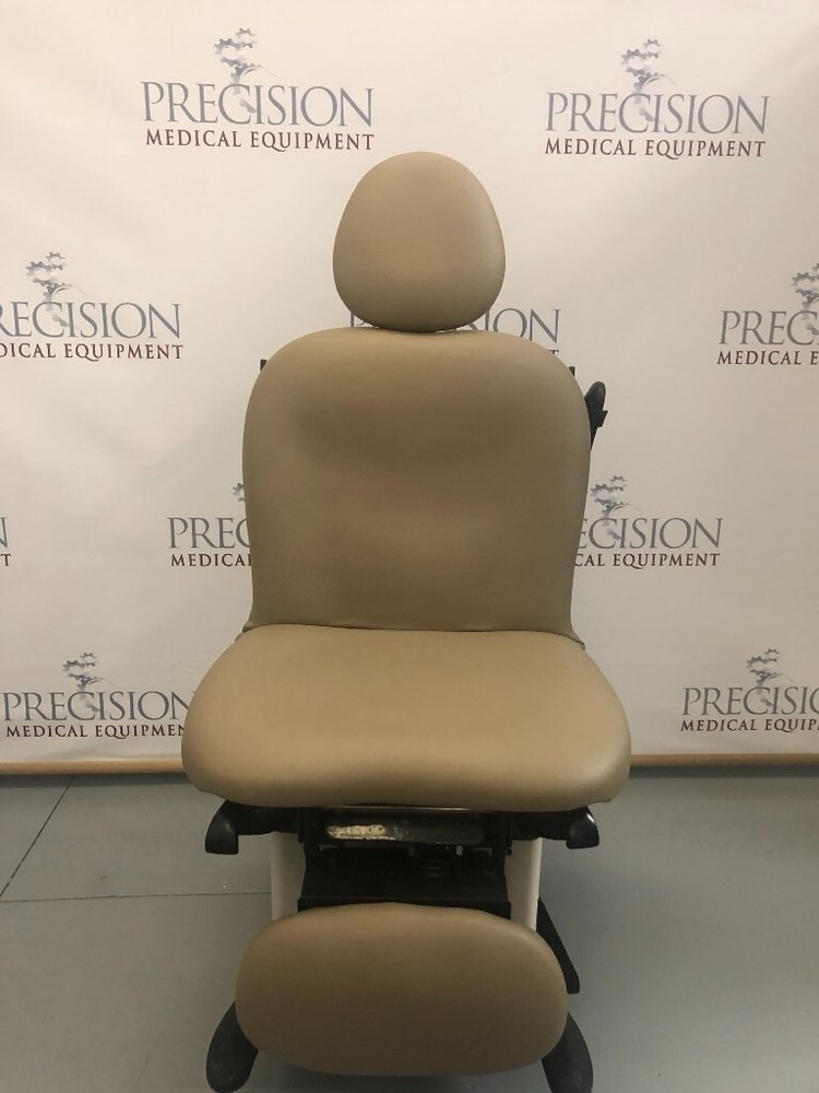 Midmark 630 Power Procedure Chair