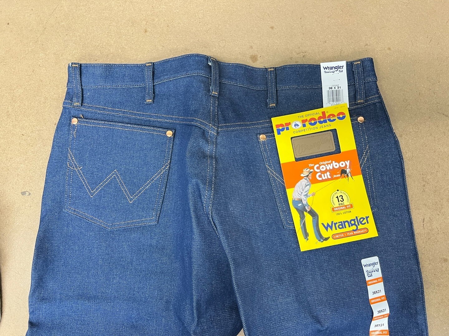 Wrangler Men's Cowboy Cut® Original Fit Prewashed Indigo Jeans 13MWZPW