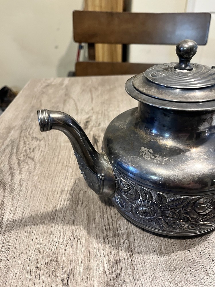 Reed and Barton Silver Plated Teapot with Lid