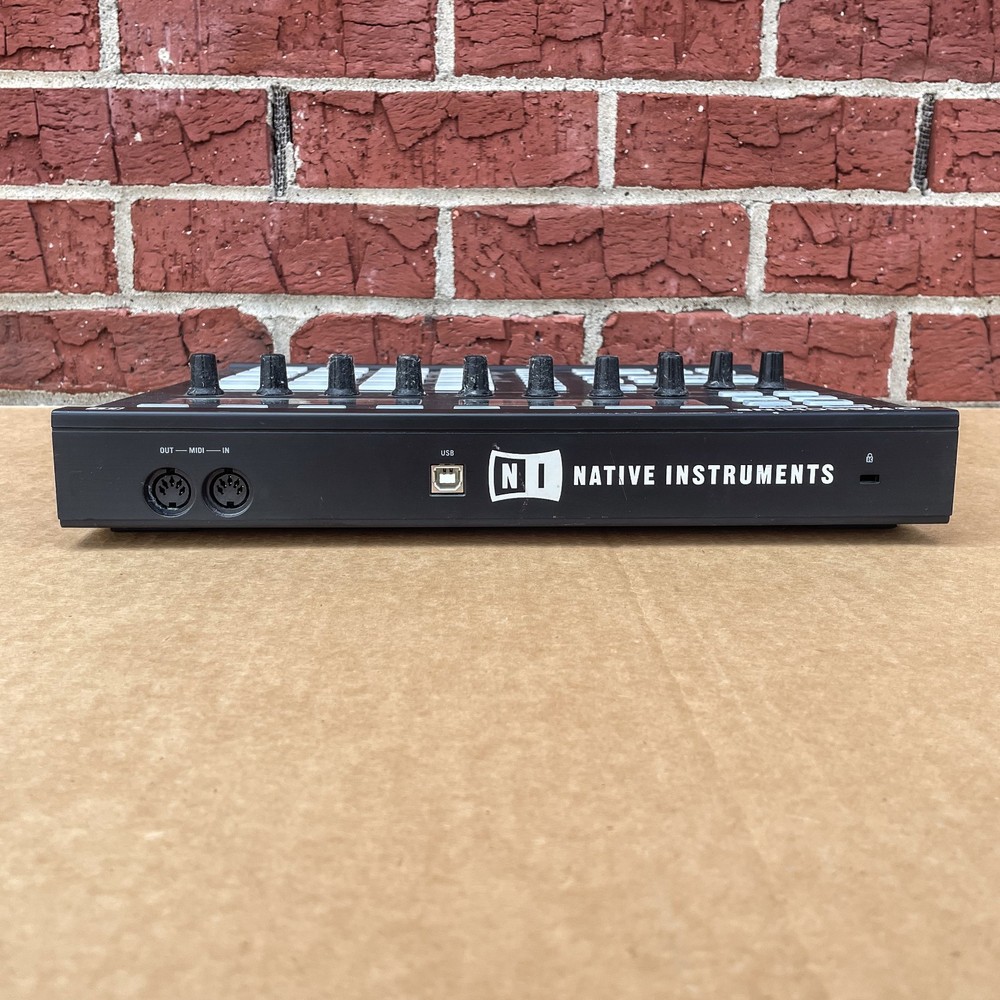 Native Instruments Maschine MK1 MKI Midi Controller as-is