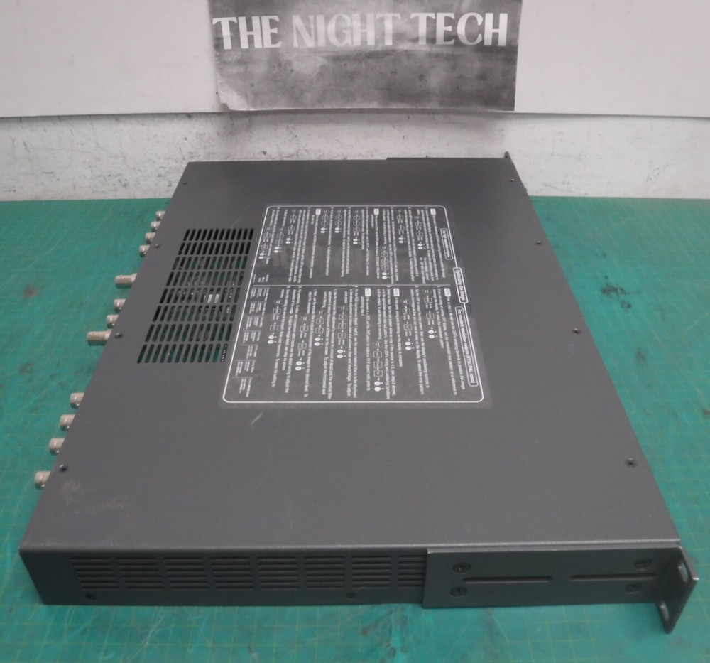 Extron USP 405 Universal Signal Processor w/ Mounts