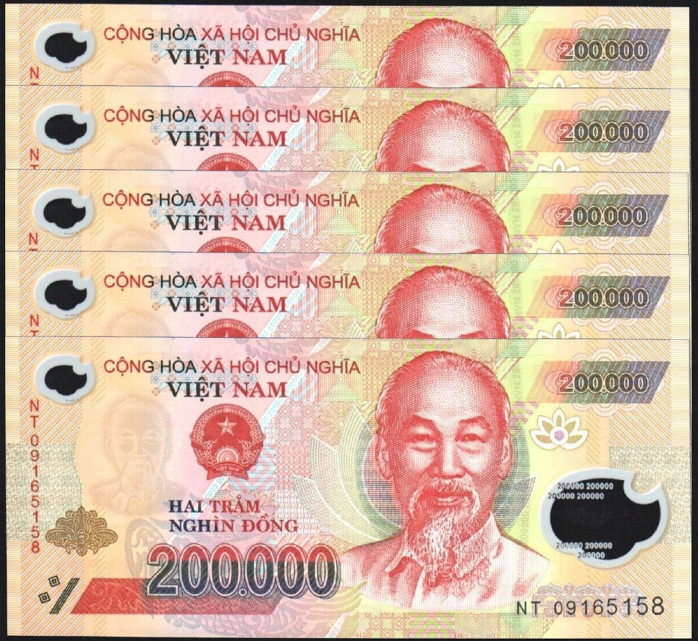 100 X 200K VND = 20 Million Vietnamese Dong VND Polymer Notes 1 Bundle COA
