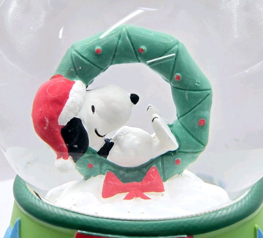 Snoopy 75Th Anniversary Snow Globe