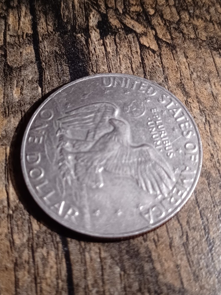 1974 Eisenhower Dollar No Mint Mark