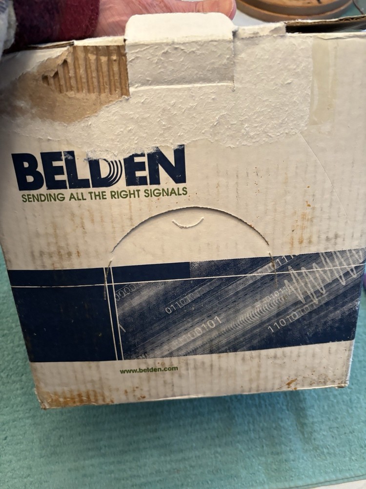 BELDEN COMMUNICATION CABLE 5300UE 008
