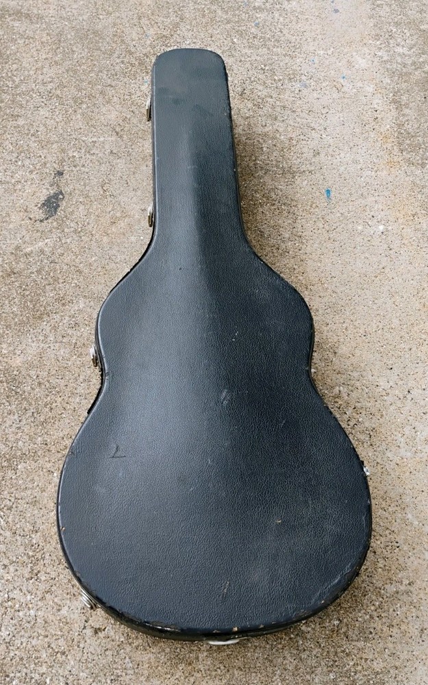 1960's Martin Hard Shell Case! -LL