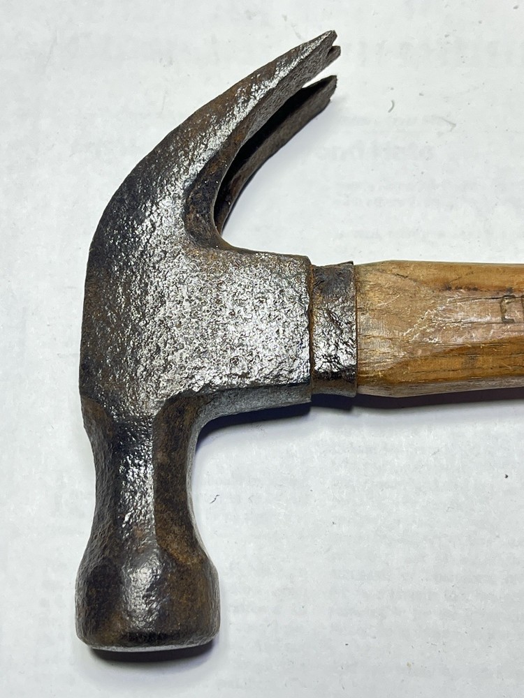 Craftsman Claw Hammer Pitted Used