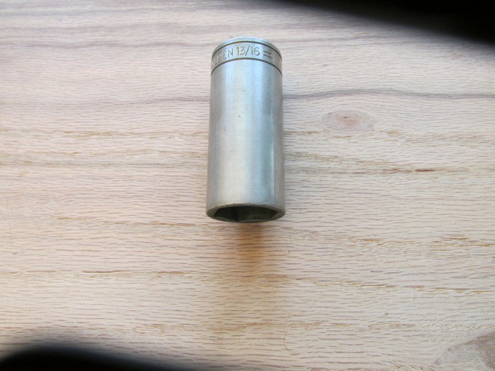Nice Walden 4826 13/16" Deep Socket, 3/8" Drive, 6 Point USA