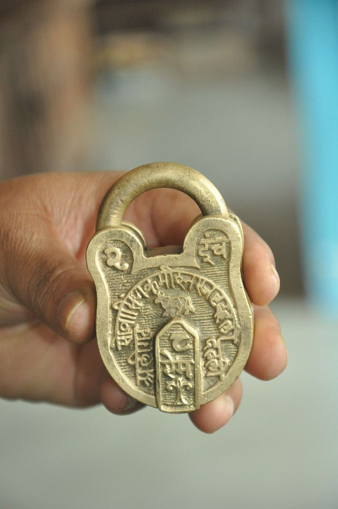 2 Pc Vintage Solid Bird & Lines Engraved Handcrafted Brass Padlocks