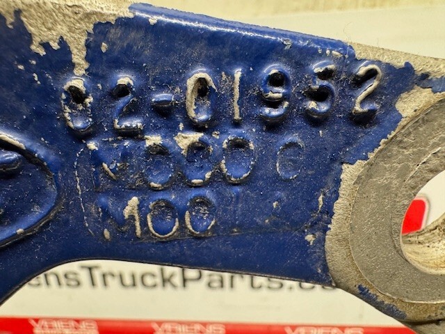 PETERBILT 02-01952 BRACKET-FRONT SPRING DRIVE