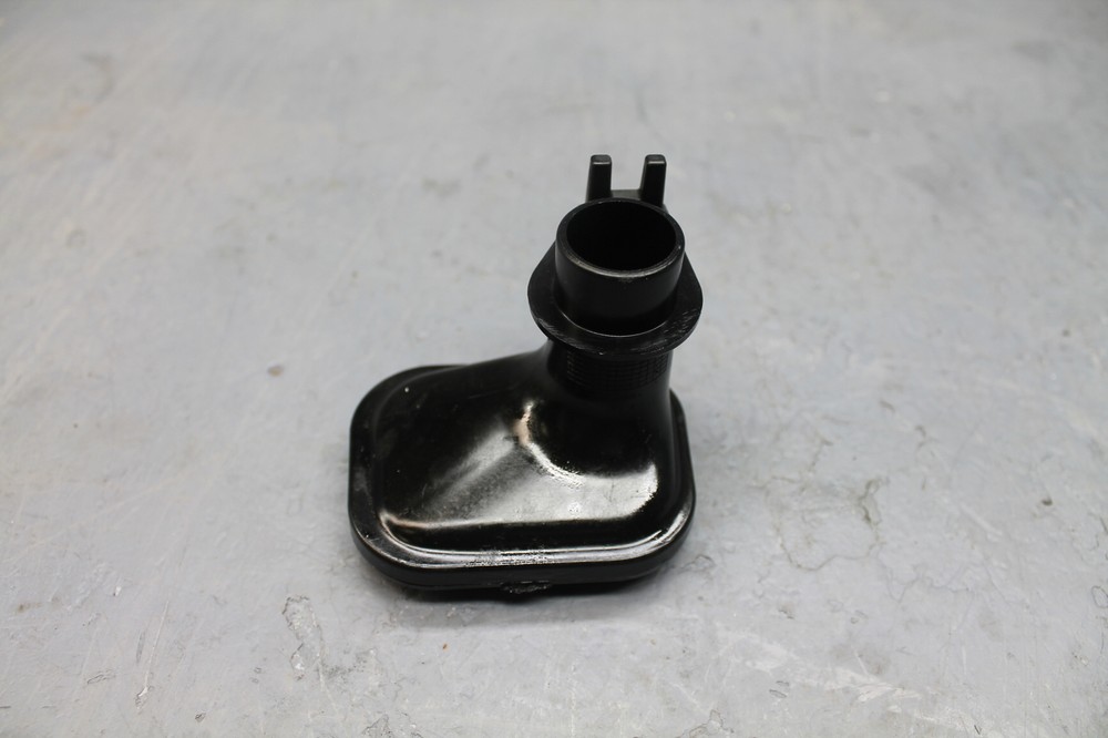 2010 TRIUMPH THUNDERBIRD ENGINE MOTOR OIL PUMP