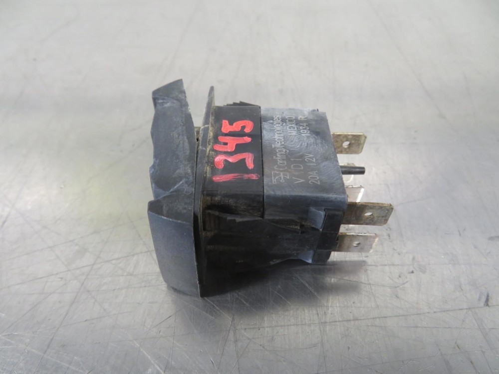EB1345 2018 18 POLARIS GENERAL 4 1000 HEADLIGHT SWITCH