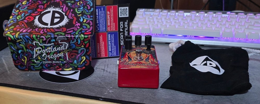 Catalinbread Many Worlds Phaser 2022 - Present - Red Graphic