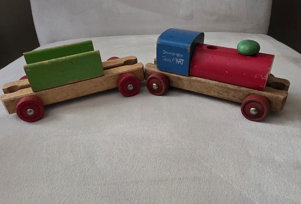 Vintage Collectable 1950's Strombecker "Train Apart" Train
