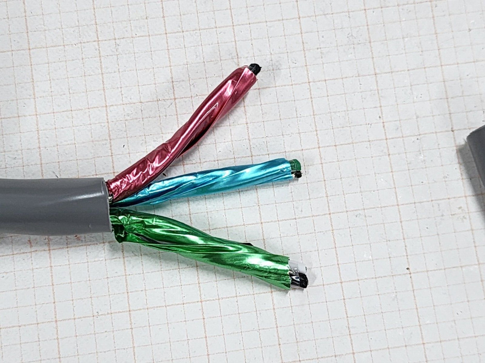 Carol C6047A 18/3P Individually Shielded Twisted Pairs Data Cable Gray /25ft