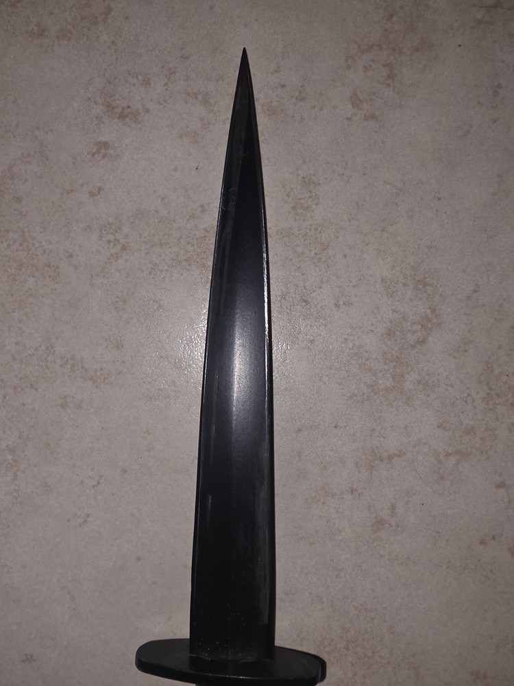 MI 1945 Black Dagger