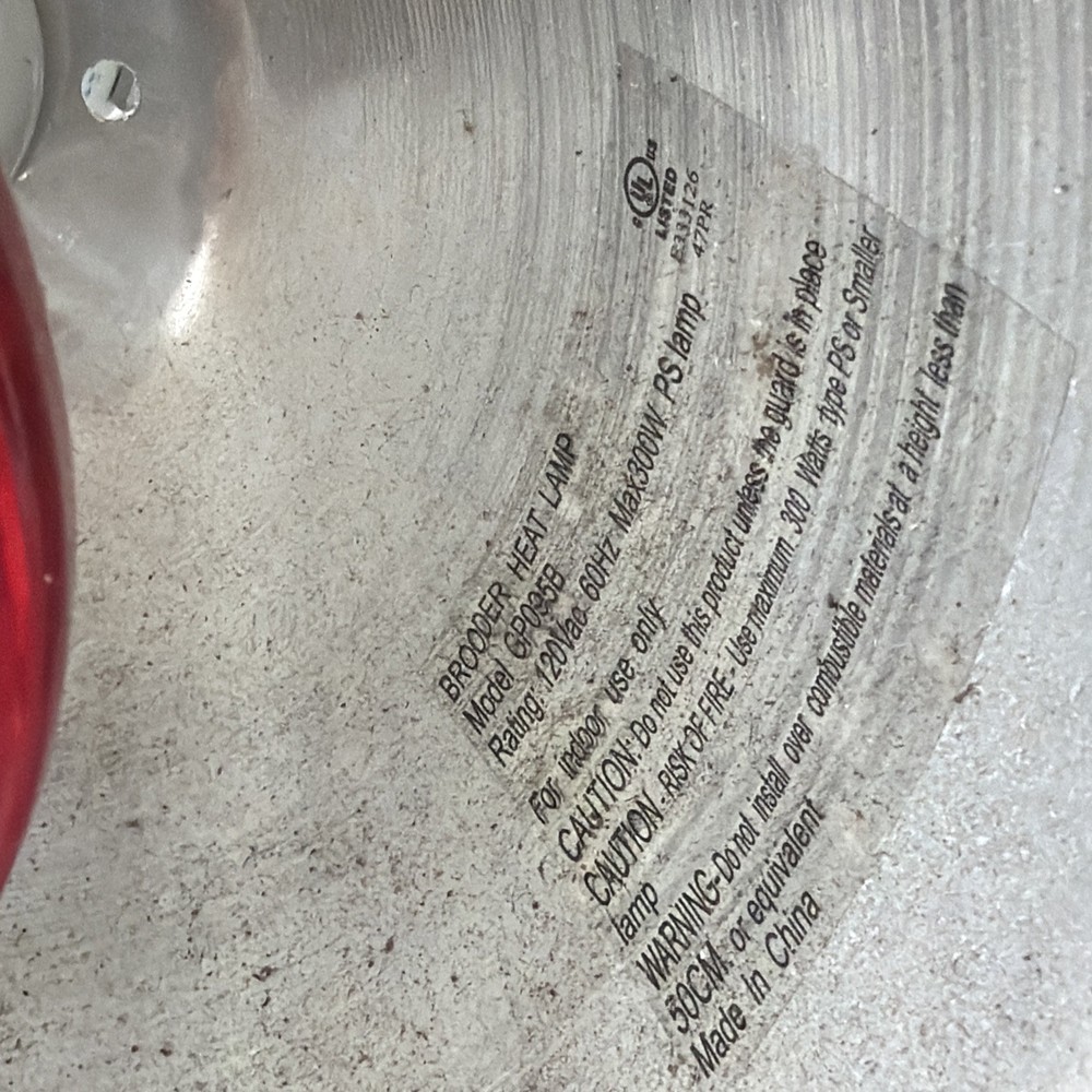 Brooder Heat Lamp Model GP035B with Bulb 120V Indoor Use Only