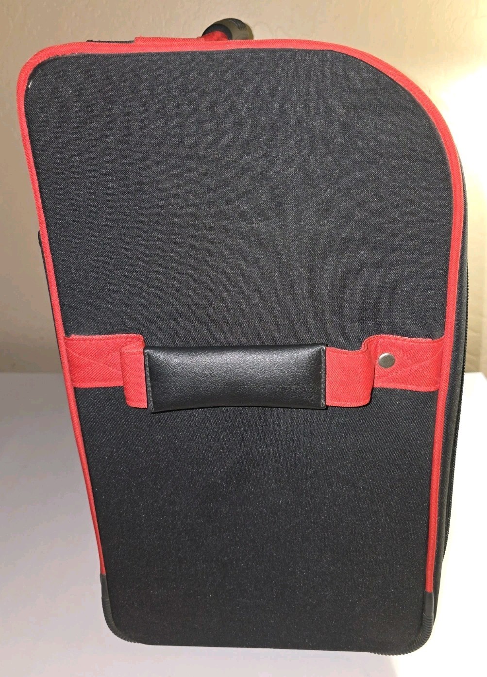 Nice Bernina Large Sewing Machine Luggage Carrying Bag Black & Red Case