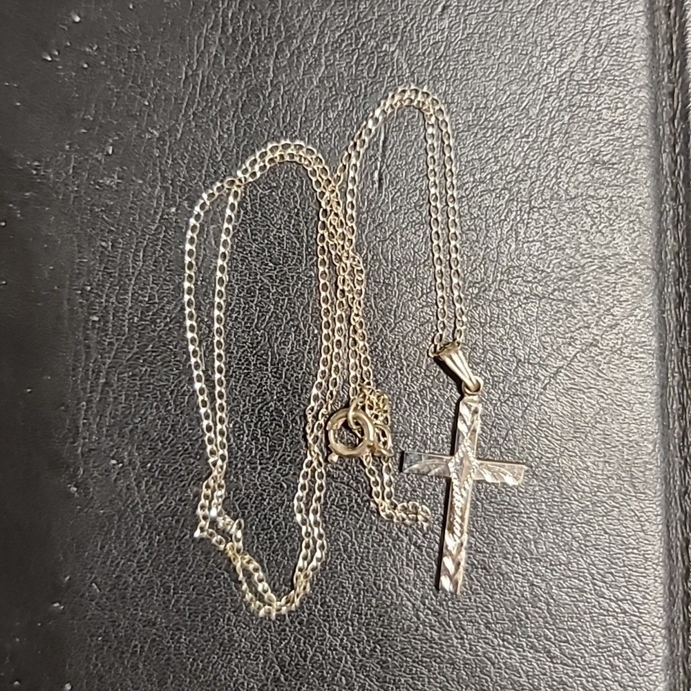 Sterling Silver Cross necklace
