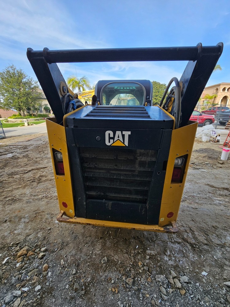 2018 CATERPILLAR 262D skidsteer loader enclosed cab