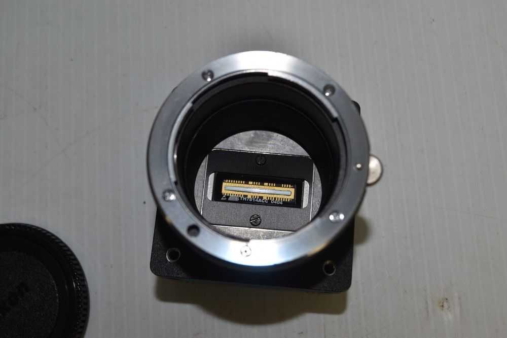 BASLER L103K-2K CAMERA W/ MOUNT (SCW80)