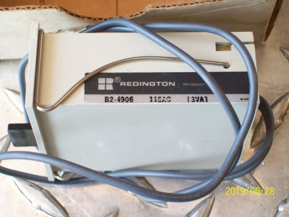 B2-4906 NEW REDINGTON 6 DIGIT COUNTER 115VAC PUSH BUTTON RESET