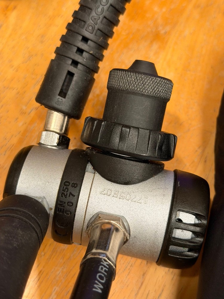 SCUBA Regulator Beuchat VX.10 Evolution DIN Yoke adapter Uwatec Smart COM