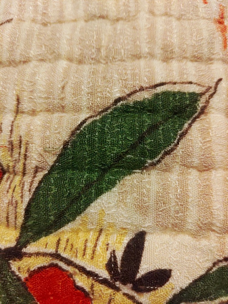 Beautiful Primitive Hand stitched 82x71 Quilt Floral Pattern Material