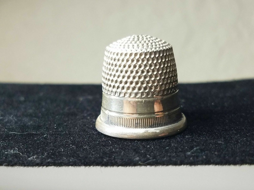 Antique Sterling Silver 8 Thimble Circa 1940s