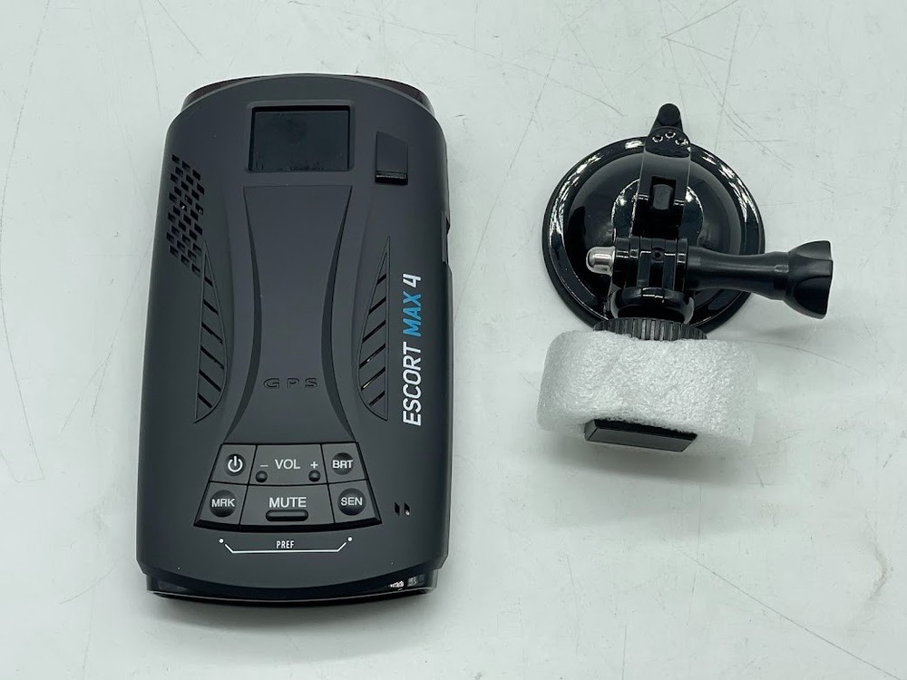 Escort MAX 4 Radar Detector