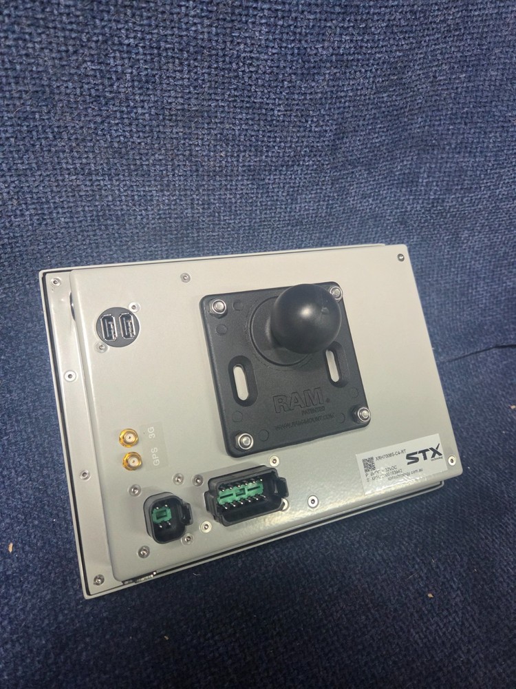 STX Technology XHR70085-C4-RT 8-32Vdc Harsh Environment Touchscreen Computer
