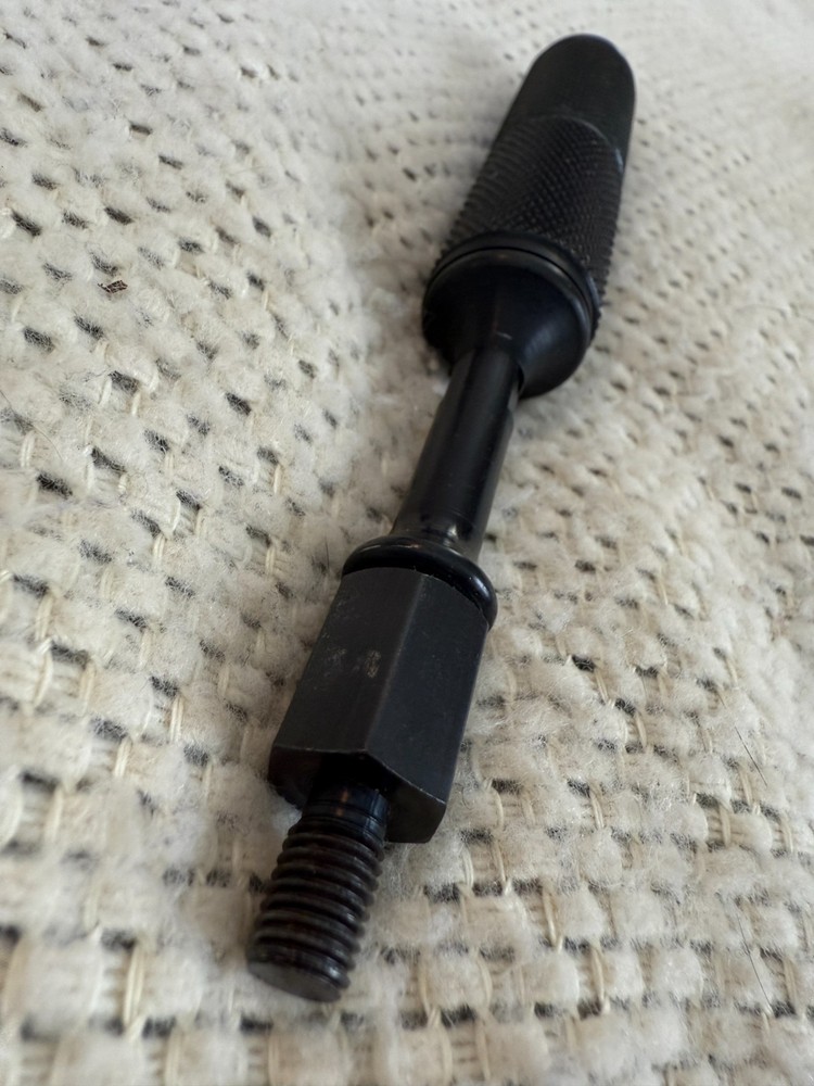 Saunders Torque Tamer Archery Stabilizer Bar