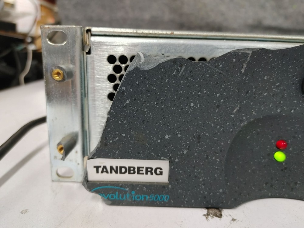 Tandberg Encoder E5720 MPEG‑2 Standard Definition Evolution 2RU Encoder