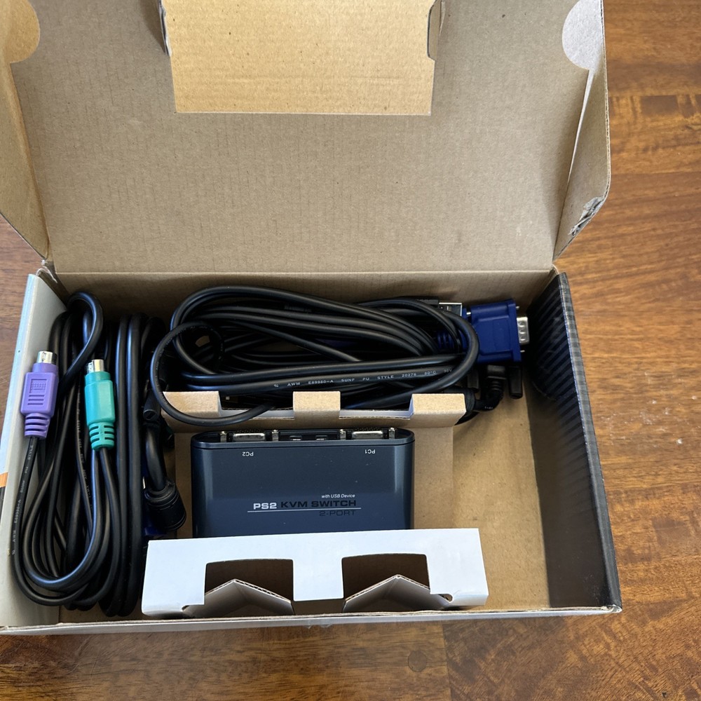 Brand New KVM Switch Mini Size