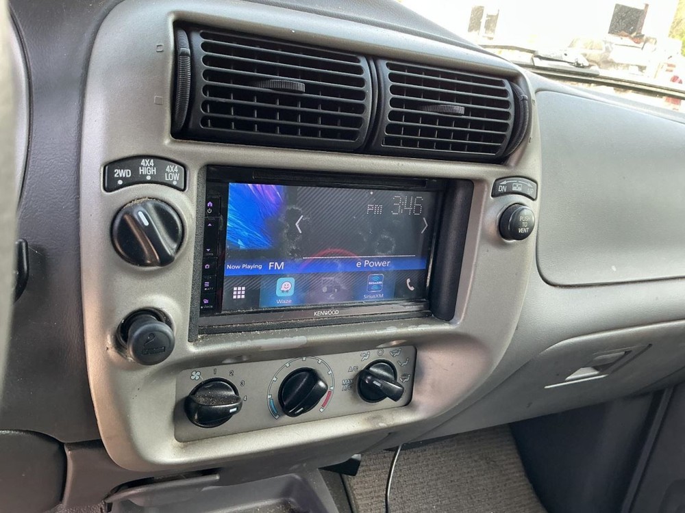 EXPLORER 2002 Glove Box 5024930