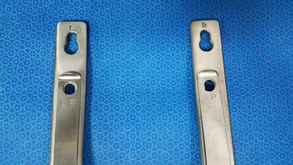 (N) Retractor (B267)