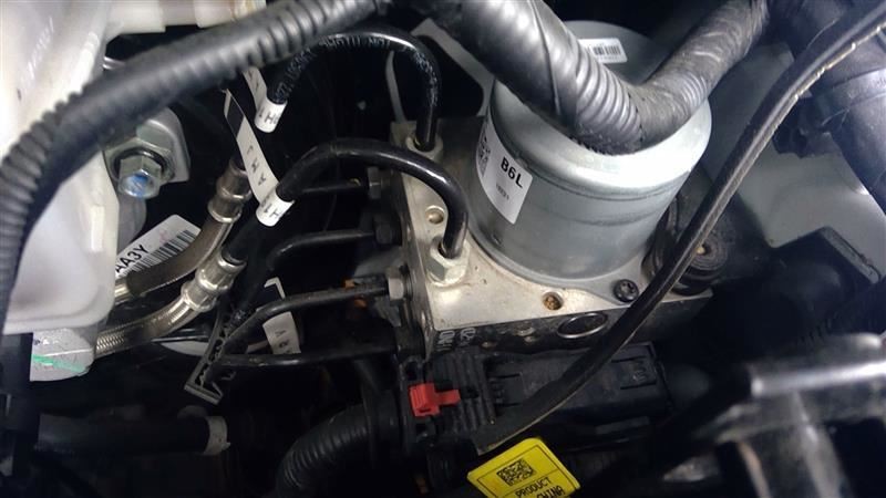 ENCORE 2020 Glove Box 18716