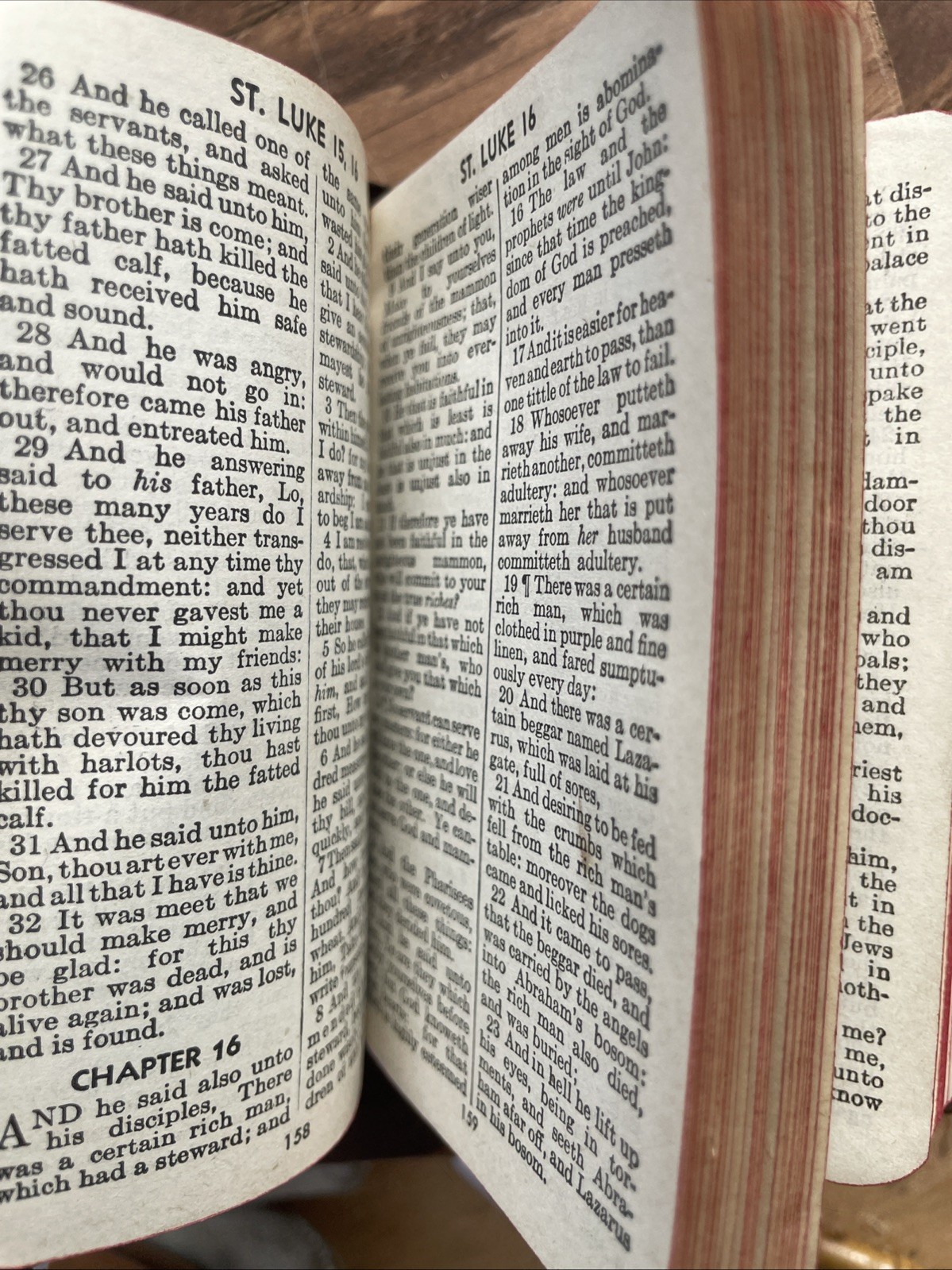 WWII Heart Shield Bible Prayer Book Gold Tone