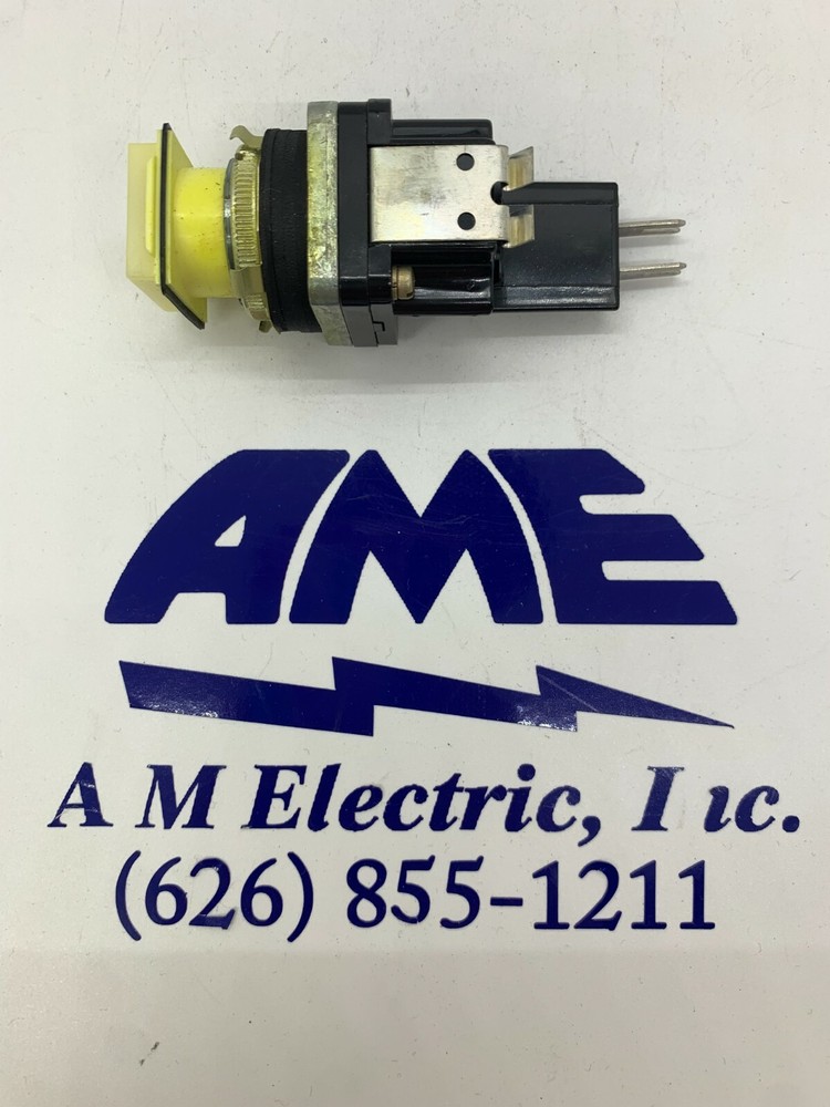 Microswitch PMHC 9036 28V Non-Illuminated Oil-tight Push Button