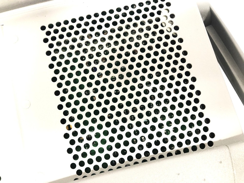 Agilent 10MHz Function/Arbitrary Waveform Generator No Side Bracket 33210A USED