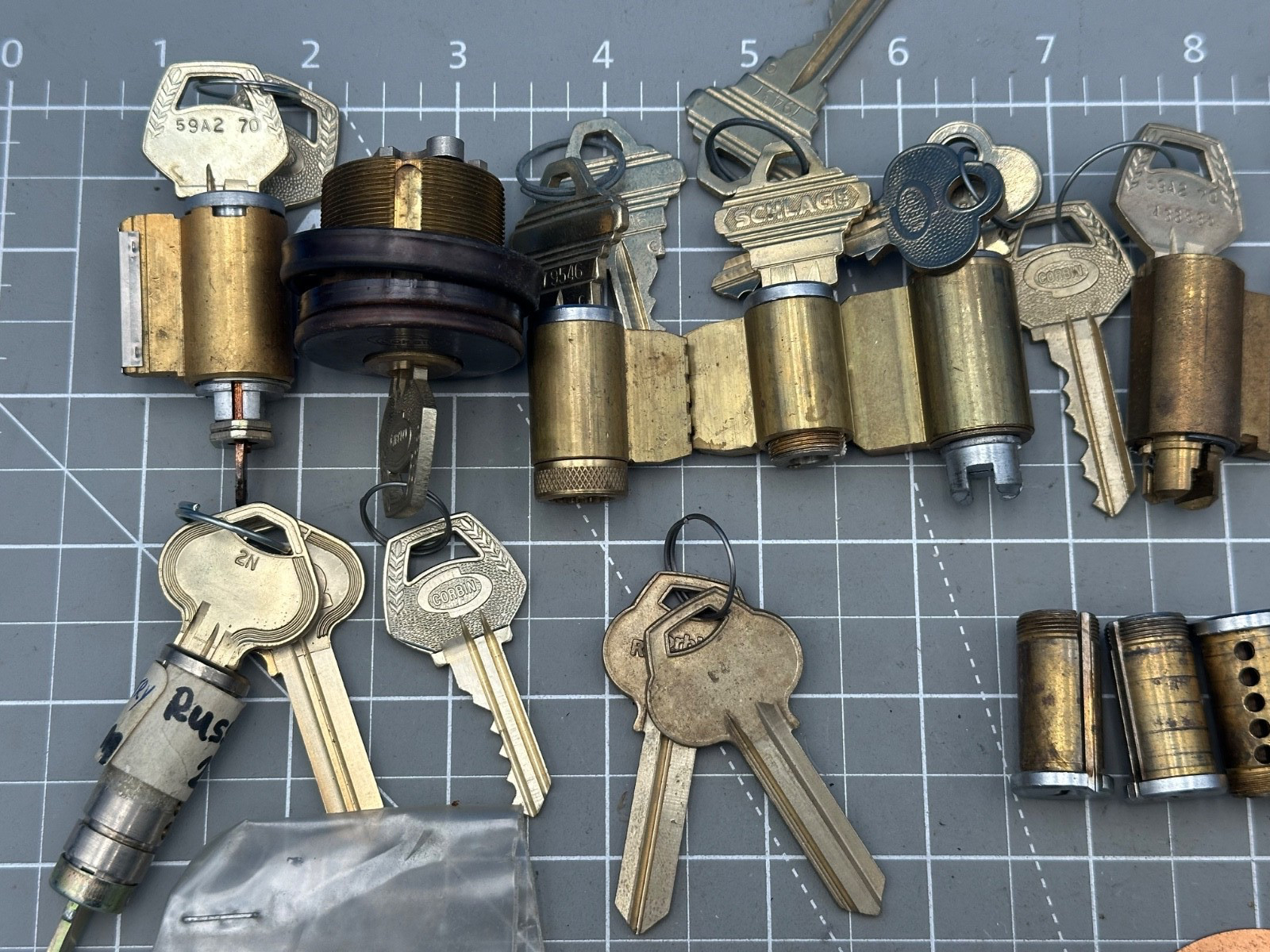 LOCKSMITH LOT - 14 CYLINDERS (SHLAGE, CORBIN, RUSSWIN) AND 7 PLUGS